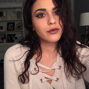 Meet your Posher, Makayla